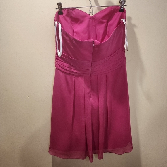 DAVID'S BRIDAL Fuschia Strappless Short Wedding dress size 8 - Picture 4 of 10